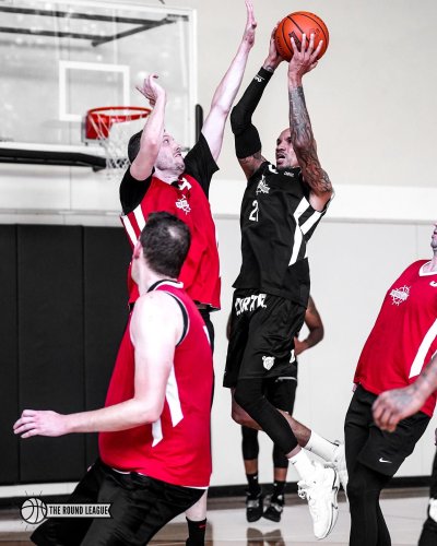 Carousel post from theroundleague.