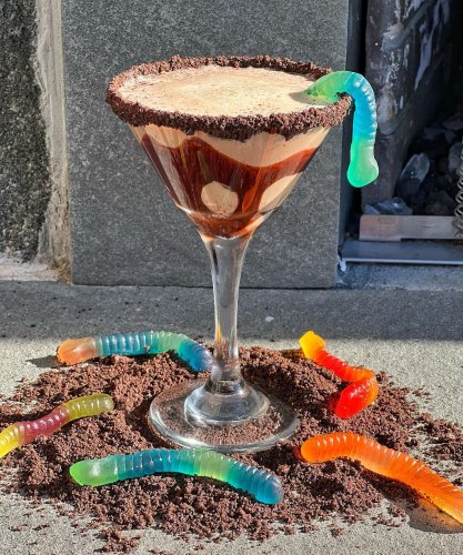 Photo post from laurasbarandgrill.