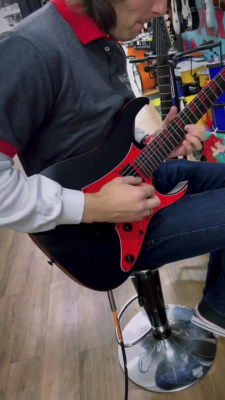 Video post from miyatamusic.