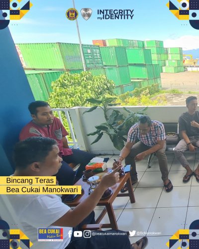 PostPhoto