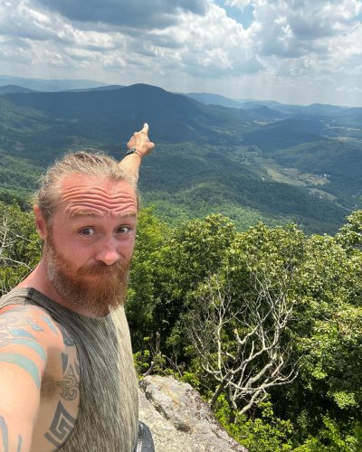 Carousel post from trekdirtyto.me.