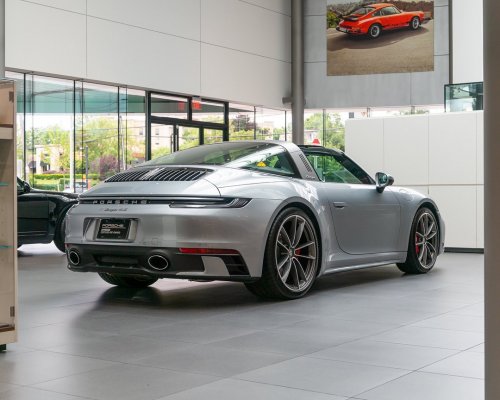 Carousel post from porschewarrington.