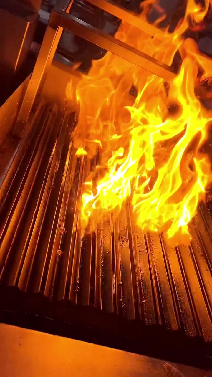 Video post from morogrill.