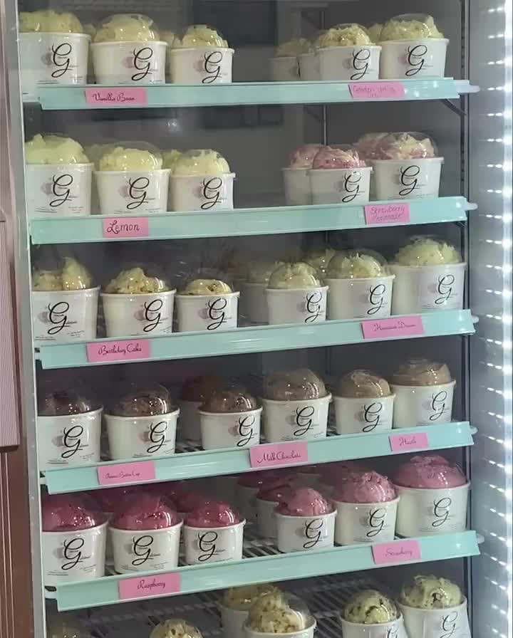 Video post from marquettescakestudio.