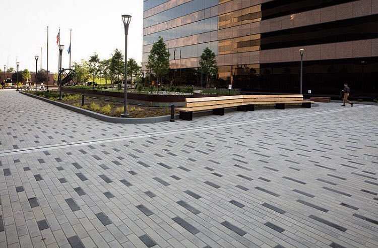 Photo post from techobloc.