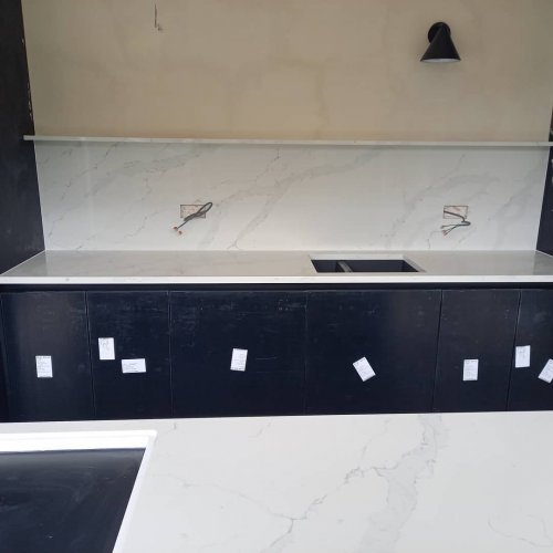 Carousel post from ellocoworktops.