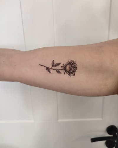 Photo post from lovetattoossandhurst.