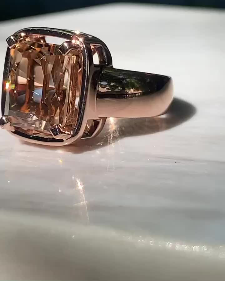 Carousel post from annelizabethjewelry.