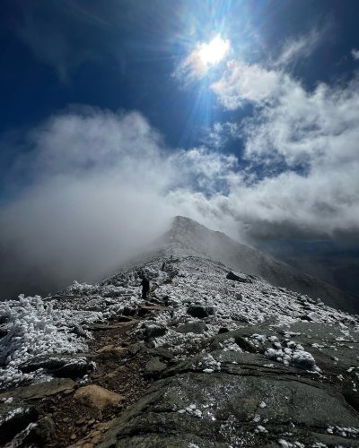 Carousel post from trekdirtyto.me.