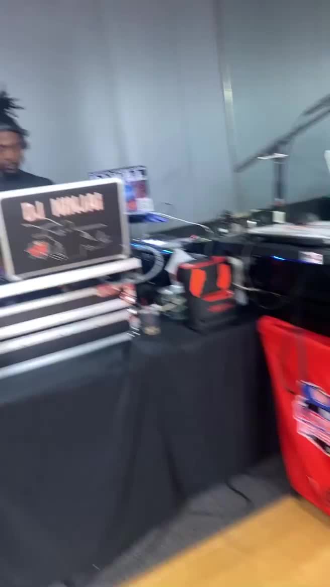 Video post from fleetdjs_mag.