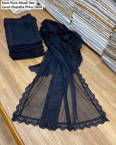 Carousel post from akbar_fabrics_.