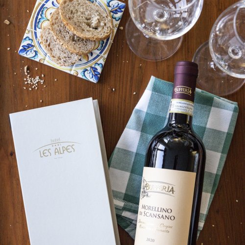 Photo post from elasticmenu.