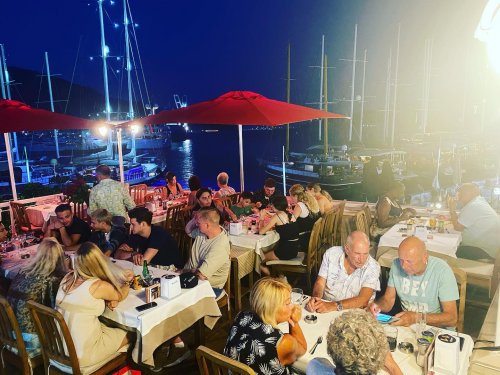 Photo post from jandewit.4848.