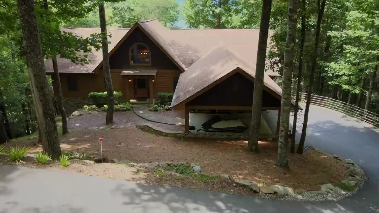 Video post from bhhsmmr.