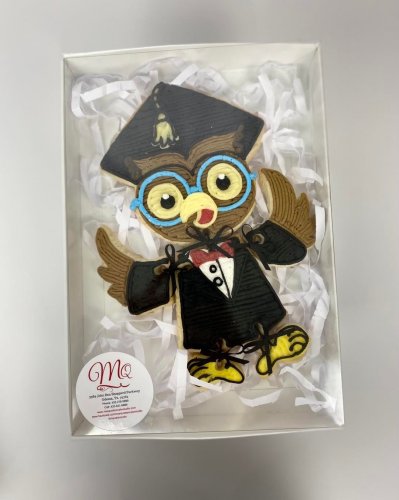 Carousel post from marquettescakestudio.