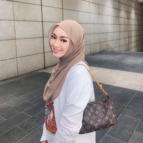 PostPhoto