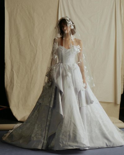 Photo post from lelitebridal.