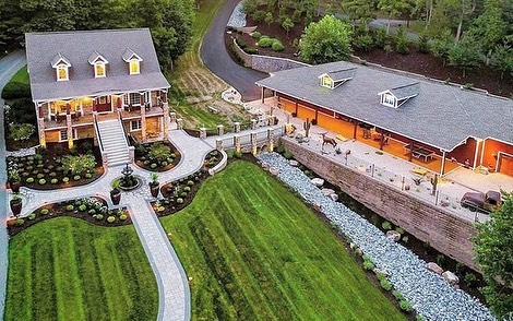 Carousel post from techobloc.