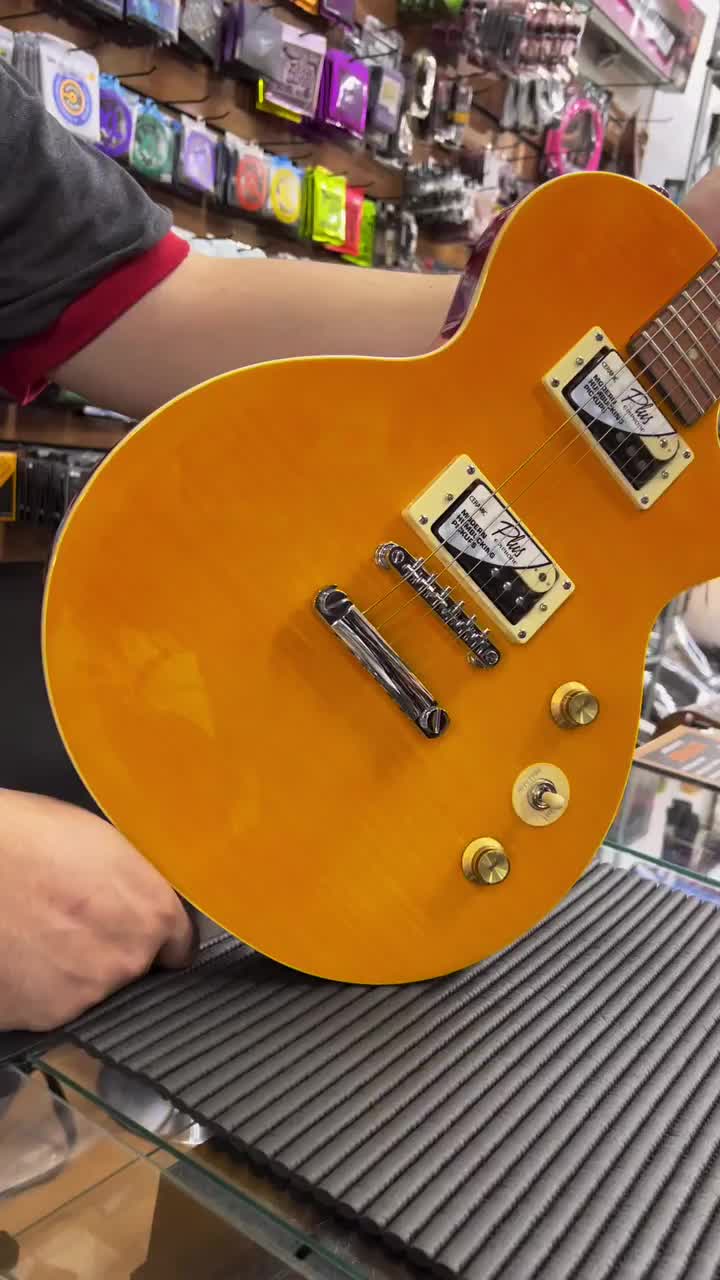 Video post from miyatamusic.
