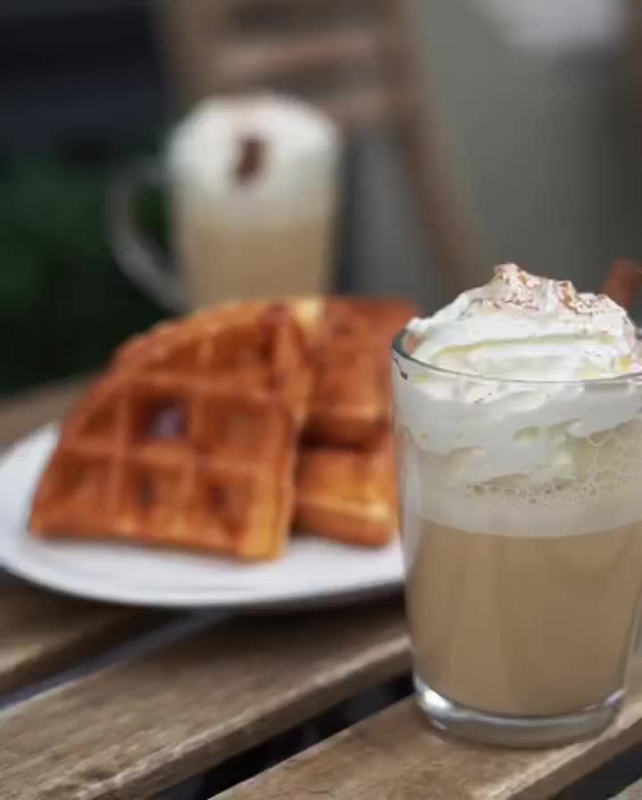 Video post from coffeeandwafflescz.