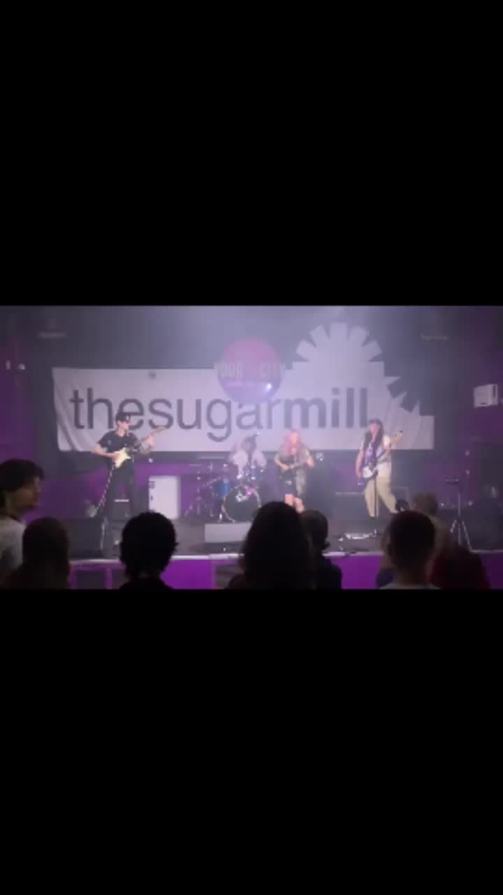 Video post from queencultband.