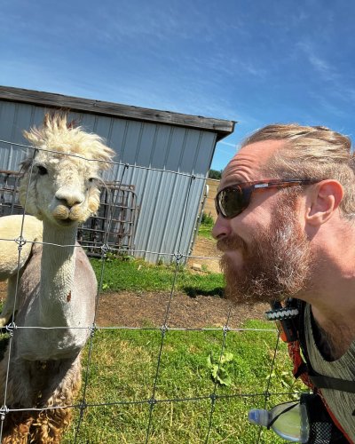 Carousel post from trekdirtyto.me.