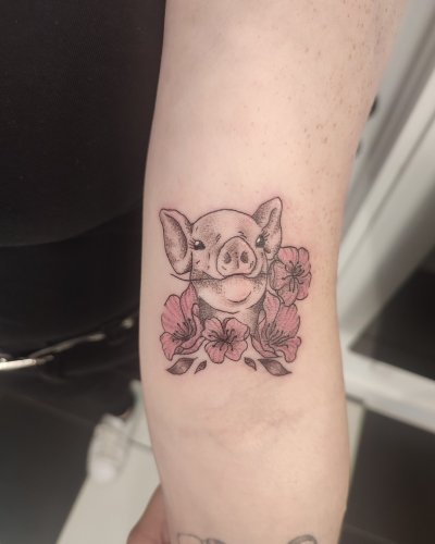 Photo post from lovetattoossandhurst.
