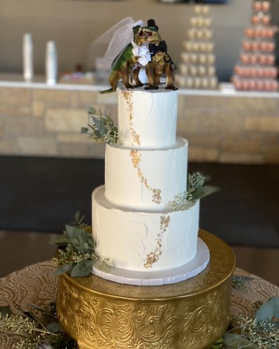 Photo post from marquettescakestudio.