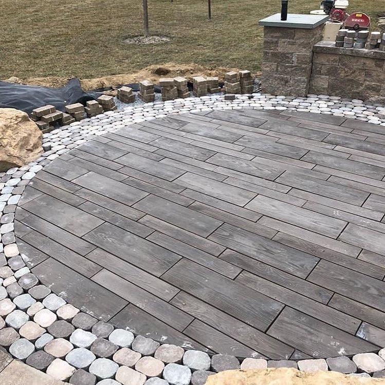 Carousel post from techobloc.