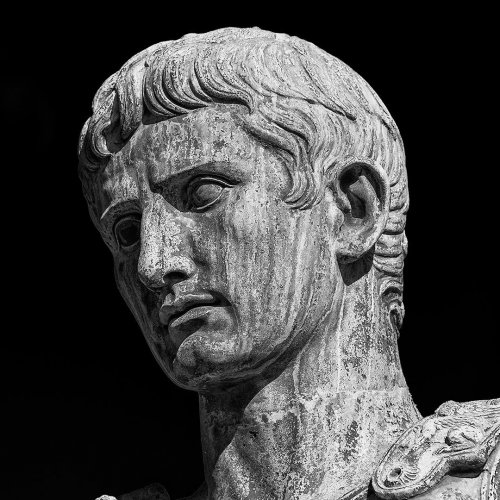 Photo post from aurrome.