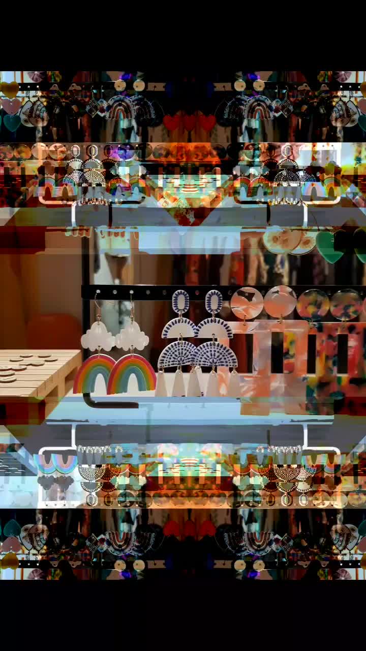 Video post from dotnsquare_vintage.