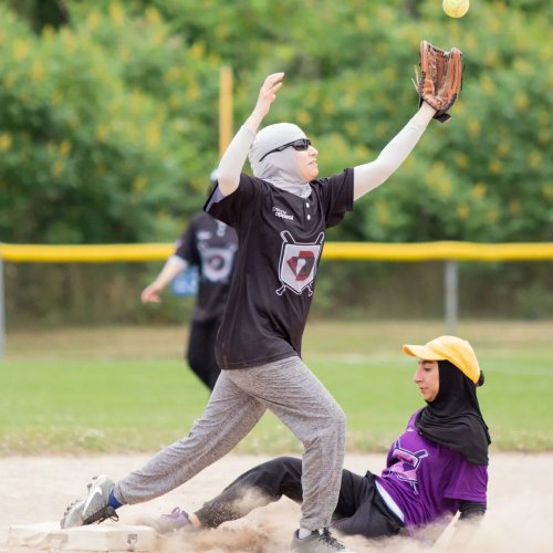 Photo post from sisterhoodsoftball.
