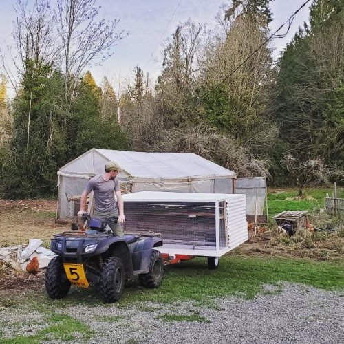 Carousel post from hungryhollowfarm.