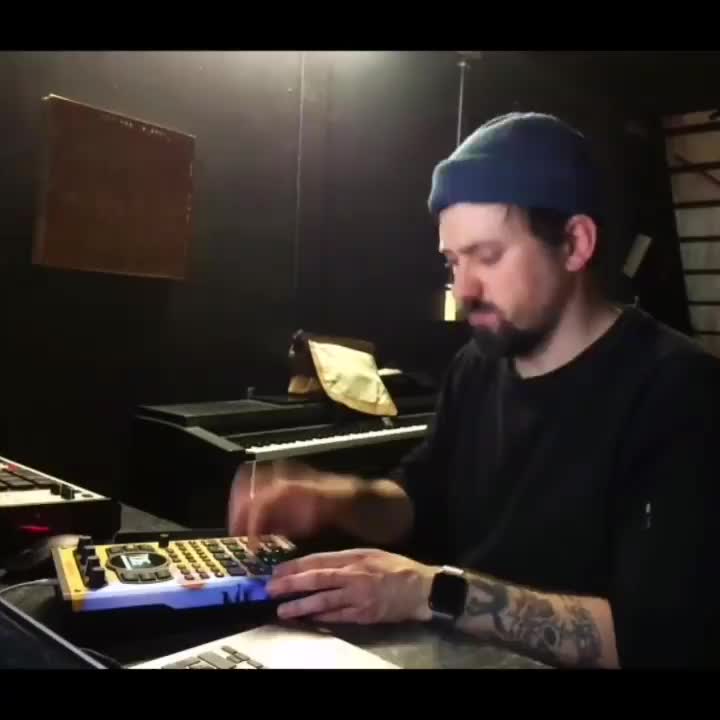 Video post from owae.ga.