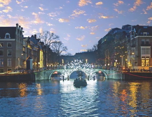 Photo post from taucktravel.