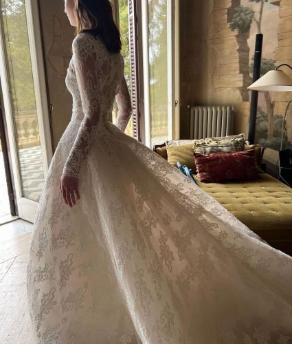 Photo post from lelitebridal.