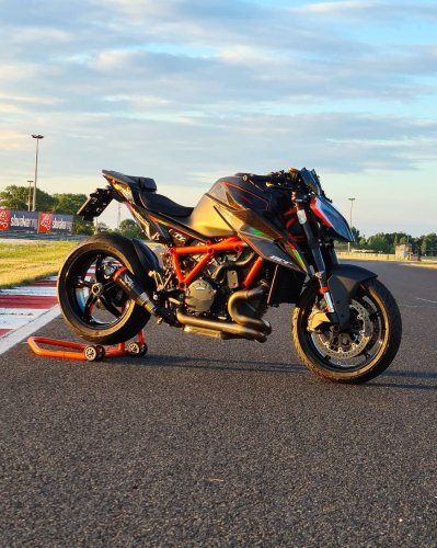 Photo post from dirtbikecustomcollabo.