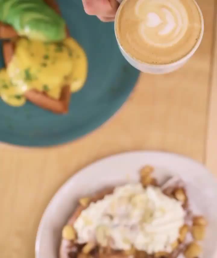 Video post from coffeeandwafflescz.