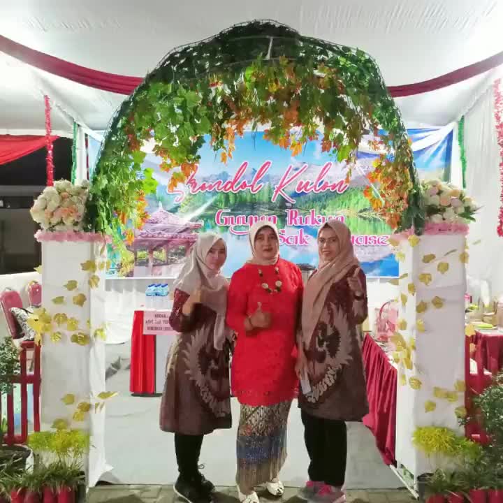 PostPhoto