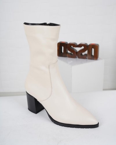 Carousel post from ossoshoes.