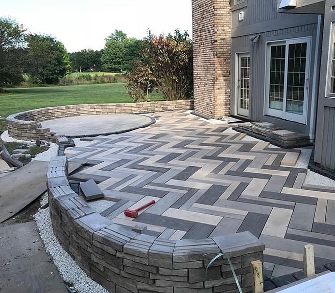 Carousel post from techobloc.