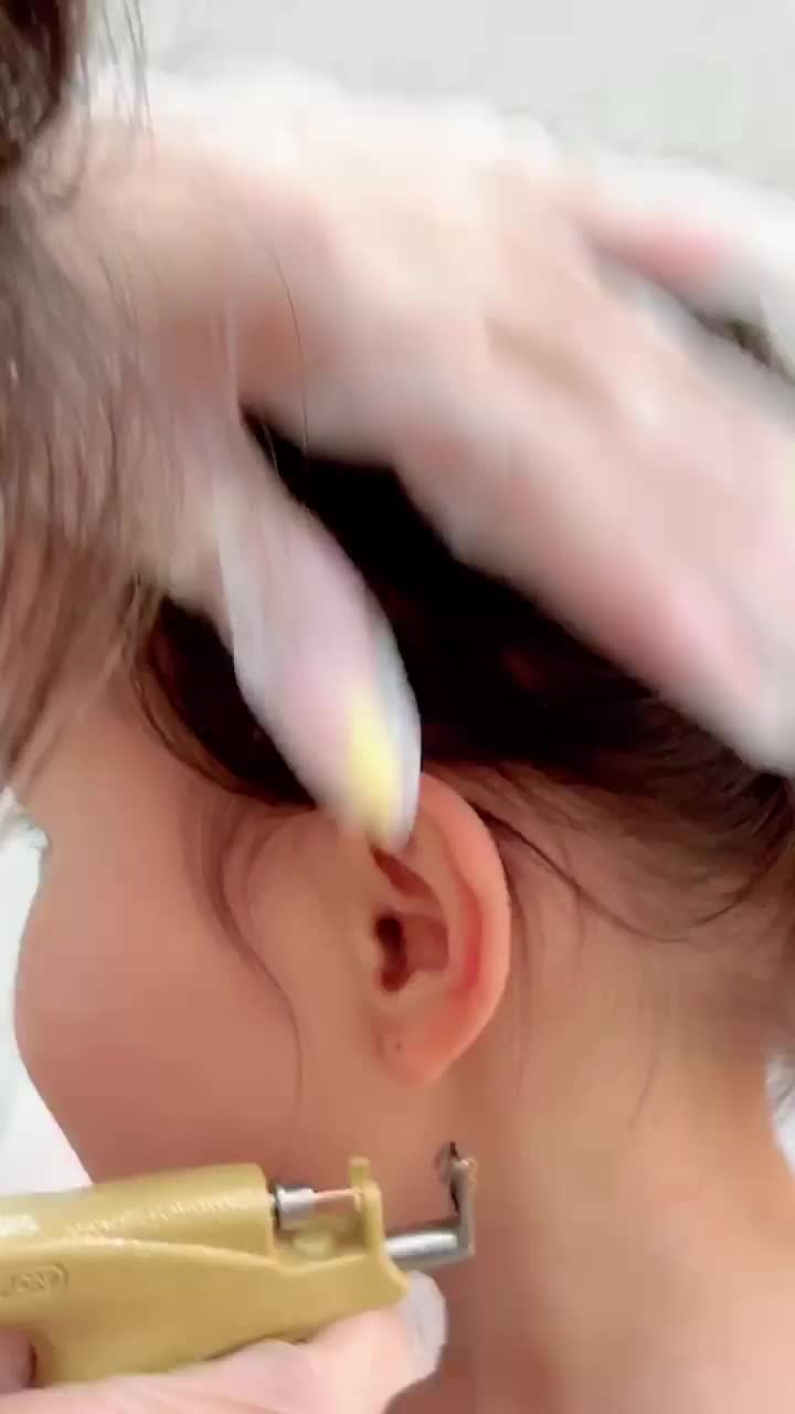 Video post from desaronsalon.