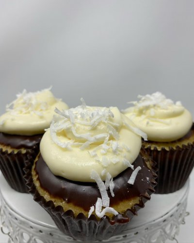 Carousel post from famous_creations_catering.