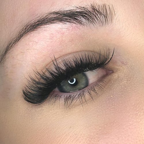 Photo post from blinxandbeauty.