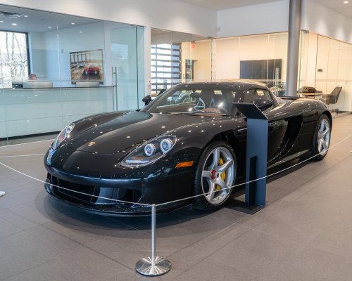Carousel post from porschewarrington.