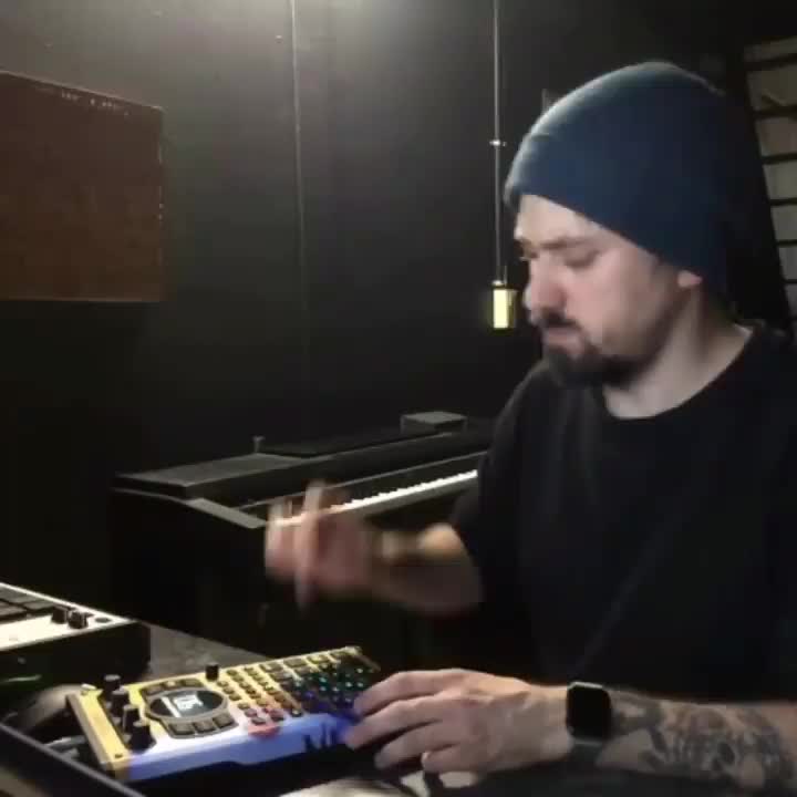 Video post from owae.ga.