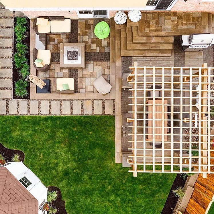 Photo post from techobloc.