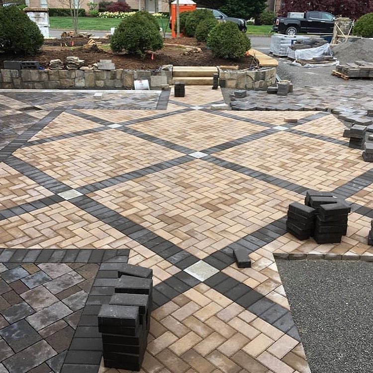 Carousel post from techobloc.