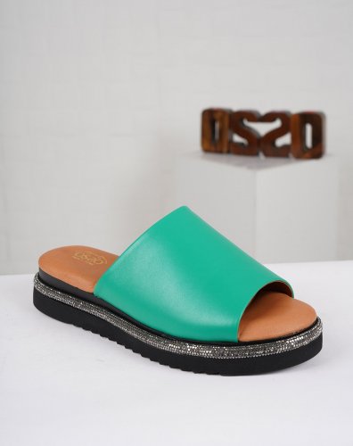 Carousel post from ossoshoes.