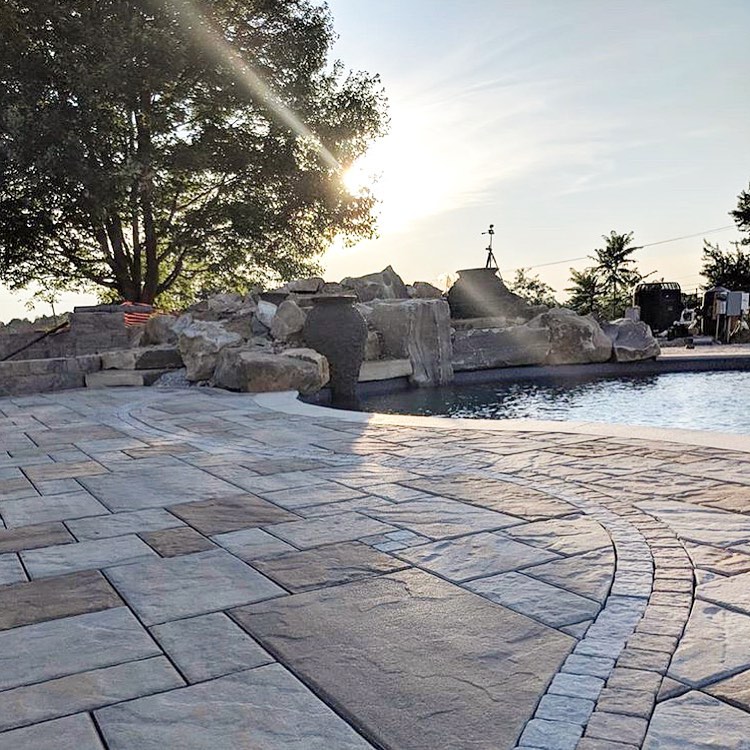 Carousel post from techobloc.